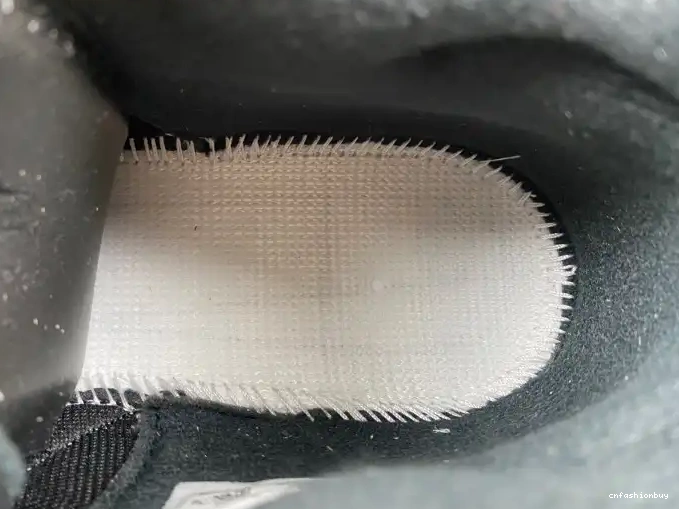 CHECK TRAVIS CUT SCOTT JORDAN THE FZ8117-100 X 0519